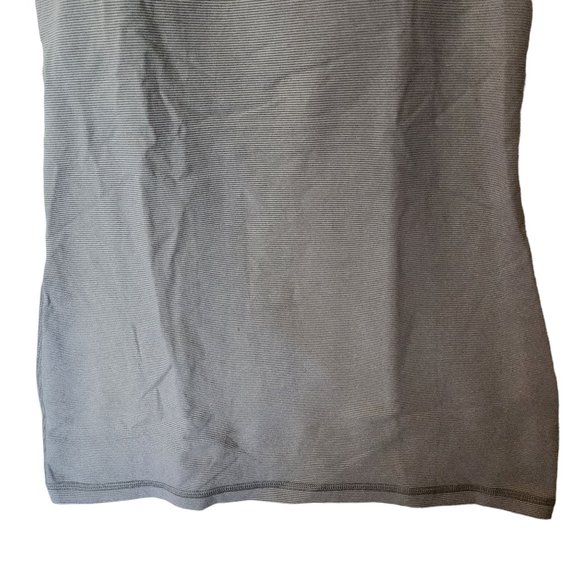 Lululemon Athletica Tank Top Size 6 Built in Bra Power Y Tank Luon Wee Stripe Gr - Picture 5 of 12